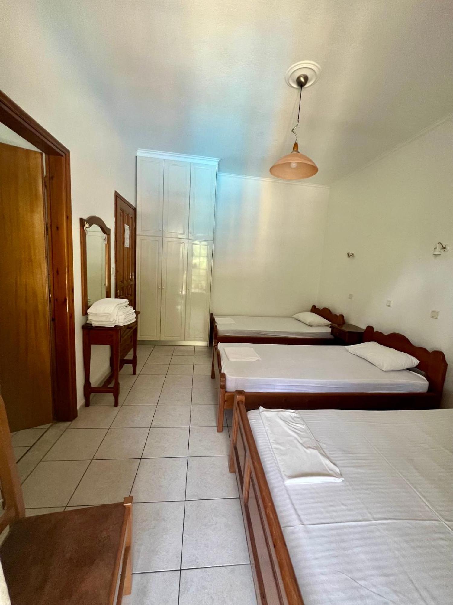 Boufidis Rooms Kalambaka Exterior photo